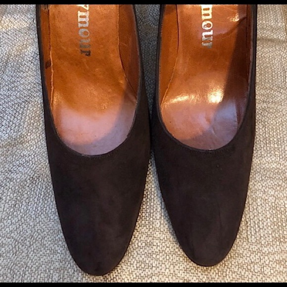Stuart Weitzman pumps in brown suede - Picture 2 of 5